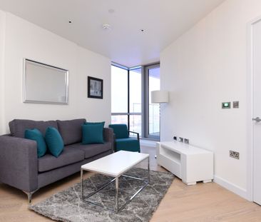 Apartment to Rent: Charrington Tower, E14 - Photo 3