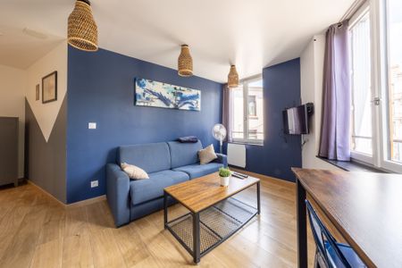 Location Appartement 1 pièce 34m² ST ETIENNE 42000 - Photo 2