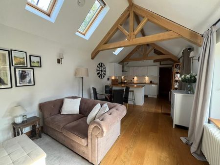 High Street, Wingham, Canterbury - Photo 2