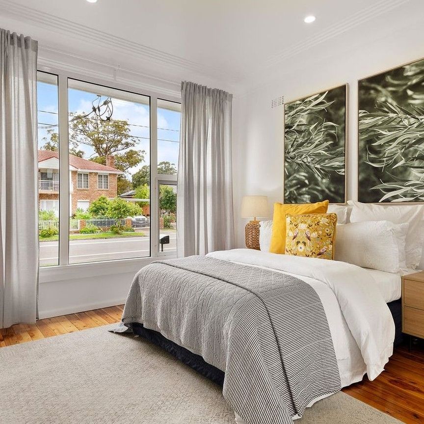 Stunning 3 -Bedroom House in Arncliffe - Photo 1