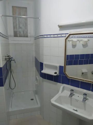 Piso de alquiler en Maria Guerrero, Centro Histórico - Photo 5