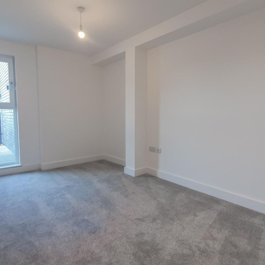 Boston House, Park Place, Stevenage - Photo 1