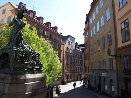 Jättefin 2:a på bra adress i Gamla Stan - Foto 2