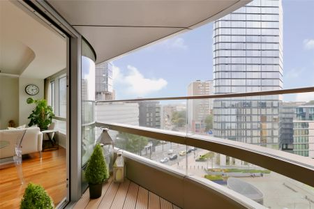 1 Bed 1 Bath - floor 17 - Photo 5