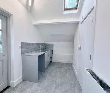 2 bedroom detached house to rent - Photo 4