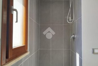 Porzione di bifamiliare in affitto