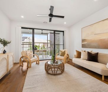 Luxurious Townhouse in Prime Location with Solar!!!! - Photo 1