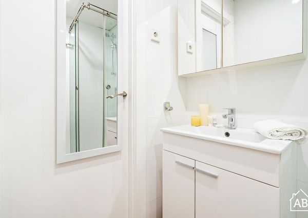 2 Bedroom Apartment in La Barceloneta