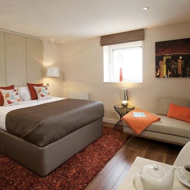 1 bedroom in a house share to rent - Photo 1