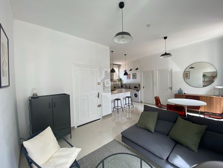 Location Appartement 2 pièces 46m² - Photo 2