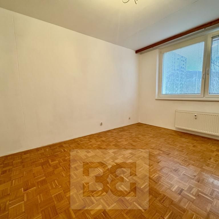 Pronájem bytu 2+1 54 m2 - Fotografie 1