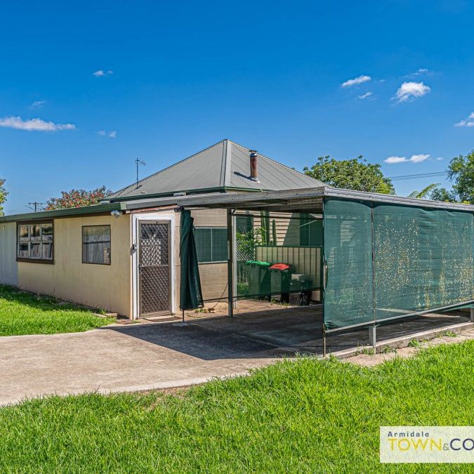 3 Bedroom Home - ready to move into today! - Photo 1