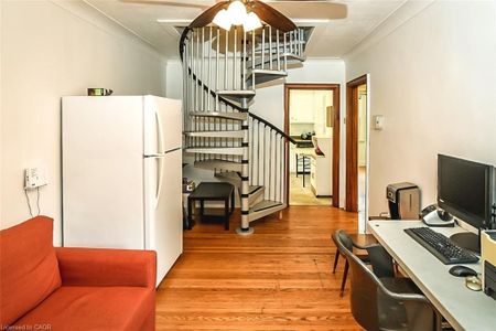 For Lease - 9 GARY Avenue, Hamilton, Ontario - Photo 5