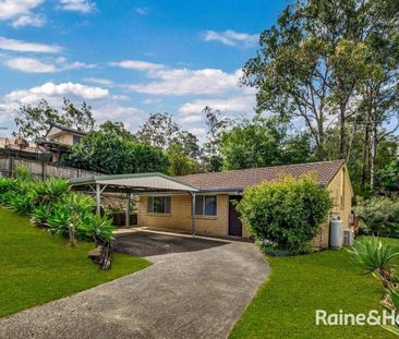 21 Robyn Street, Chapel Hill, QLD 4069 - Photo 5