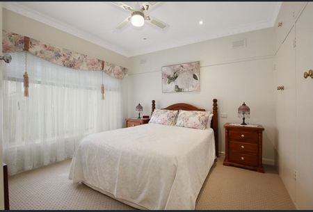 17 Gordon Street, Wodonga - Photo 3