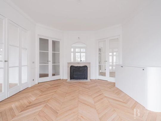 Tout savoir sur cet appartement dans le quartier Parc Monceau, à Paris 8ème - Photo 1