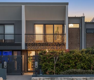 9 Alight Circuit, Cameron Park NSW 2285 - House For Rent | Domain - Photo 4