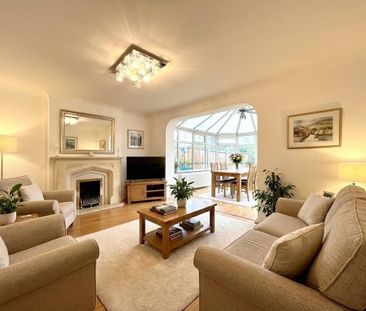 4 bedroom detached house to rent - Photo 2