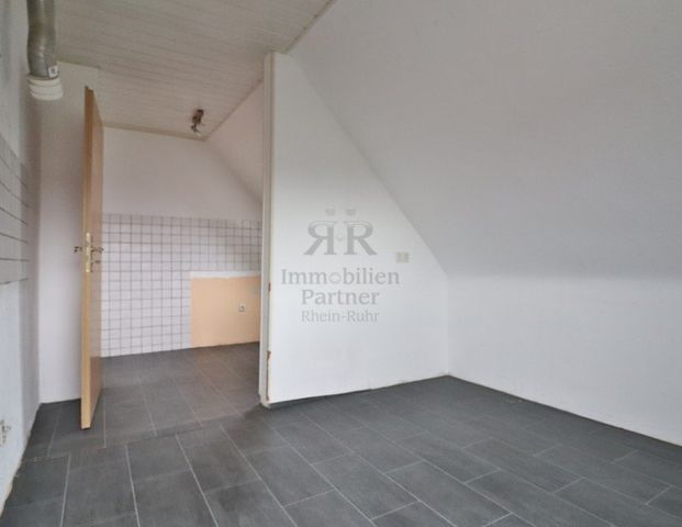 Gemütliche 3,5 Zimmer DG-Wohnung in Dinslaken-Bruch - Photo 1
