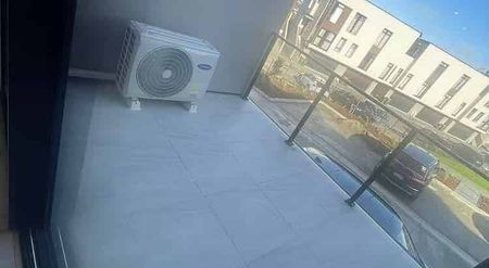 Brand new townhouse with great location - Photo 3