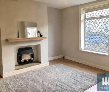 2 bedroom terraced house to rent - Photo 2