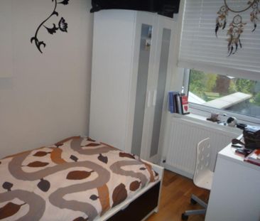 3 bedroom flat to rent - Photo 5