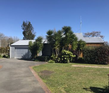 This is a neat and tidy, two bedroom unit at the front of the prope... - Photo 6