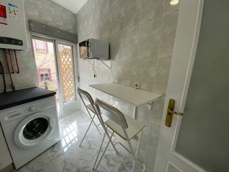 Calle de la Garceta, Madrid, Community of Madrid 28019 - Foto 5