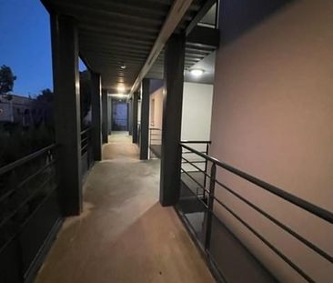 Location Appartement 2 pièces 40m² CASTELNAU LE LEZ 34170 - Photo 4