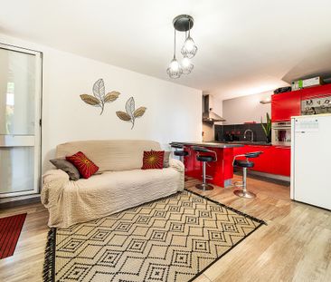 A LOUER - La Montagne - Appartement T3 en RDJ avec pergolas et jard... - Photo 2