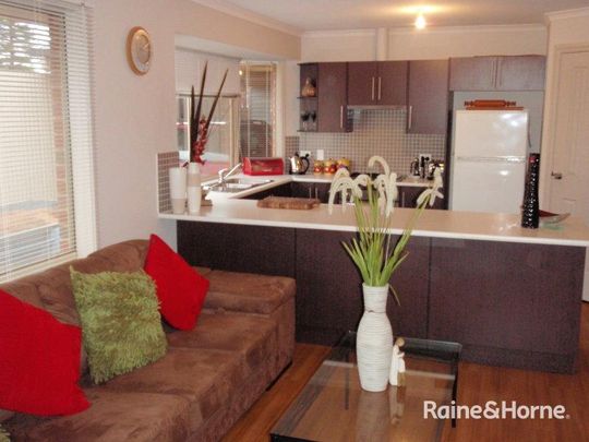 Family Home in a Quiet Cul-de-sac - Photo 1