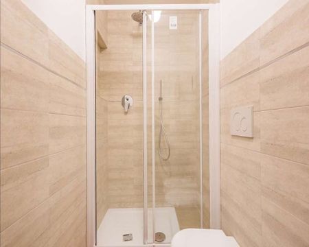 Viale Tunisia, Milan, Lombardy 20124 - Photo 5