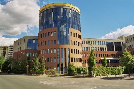 Arbeiten im Turm - EG-Bürofläche in ruhiger zentraler Lage - Photo 3