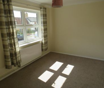 2 bedroom maisonette to rent - Photo 1