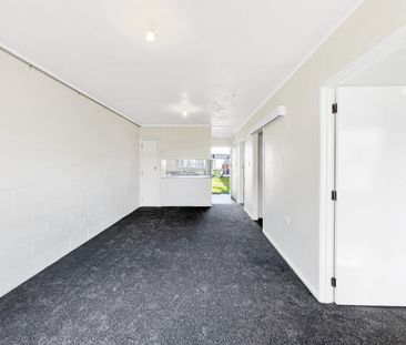 Tidy unit in Favona - Photo 2