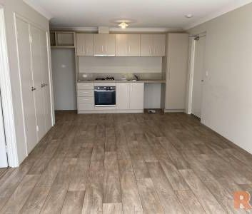 Quiet Location - Dual Key Property - Photo 4