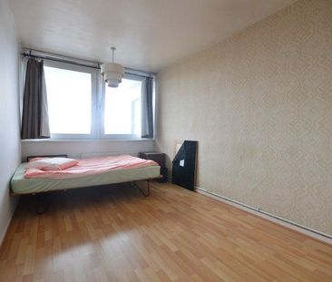 House share to rent - Photo 2
