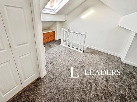 3 bedroom terraced house to rent - Photo 3