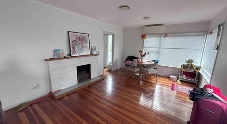 Family Home in Quiet Cul-de-sac - Photo 4