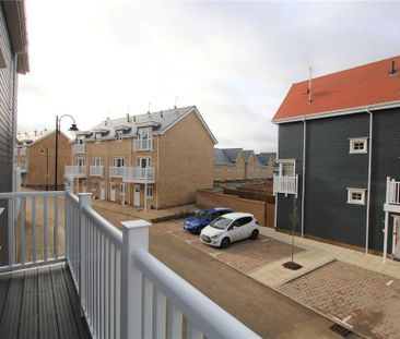 4 bedroom townhouse to rent - Photo 3