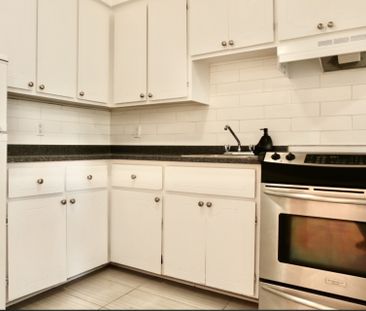 One-Bedroom Apartment for Rent in Verdun – Available 01/11/2025 - Photo 1
