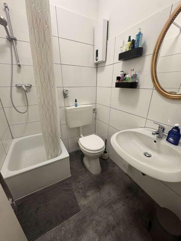 Charmante Dachgeschosswohnung mit viel Licht und modernem Komfort - Foto 4