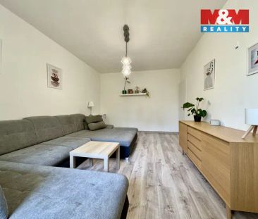 Pronájem bytu 2+1, OV, 51 m, Chomutov, ul. Blatenská - Fotografie 1