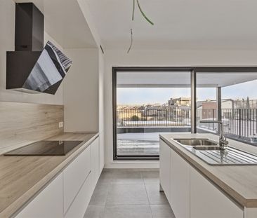 TE HUUR: nieuwbouw appartement met 3 slaapkamers te Wellen! - Photo 2