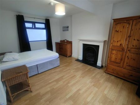 1 bedroom semi-detached house to rent - Photo 3