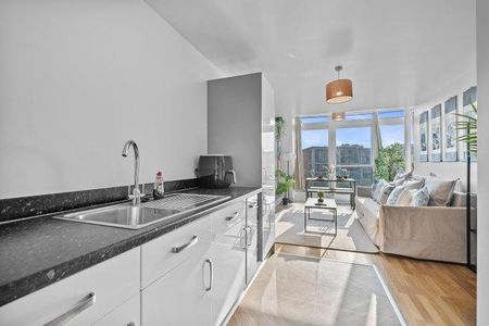 1 bedroom flat to rent - Photo 2