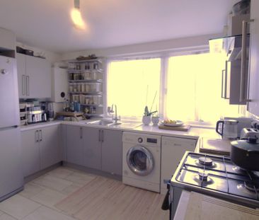 Barnhill Road, Wembley, HA9 - Photo 5