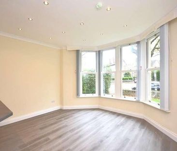 Ground Floor Flat Front, Victoria Road, Penarth, CF64 - Photo 2