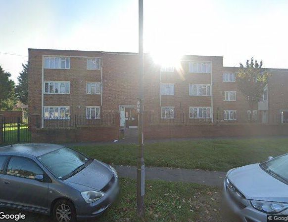 2 Bed Flat, Gill Ave, BS16 - Photo 1