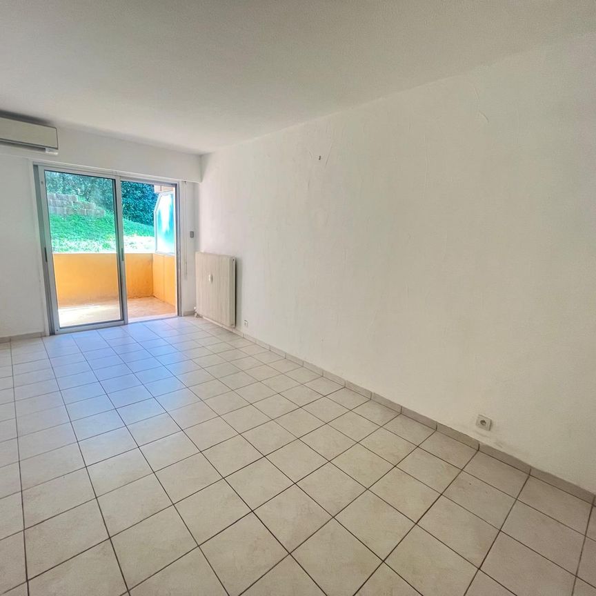 Location Appartement 2 pièces 37m² NICE 06200 - Photo 1